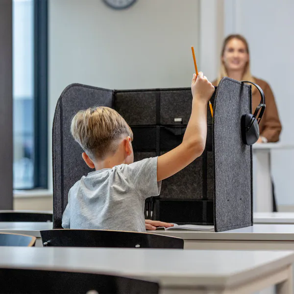 Lyddempende bordskjerm