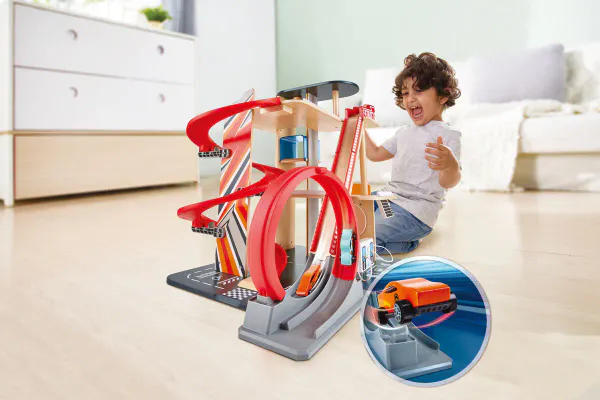 Hape Gearhead Stuntgarasje